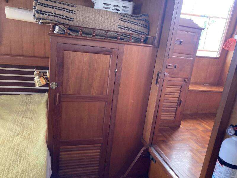 1981 Albin Double Cabin