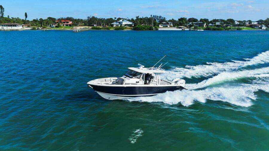 2024 Pursuit S 358 Sport - Profile 