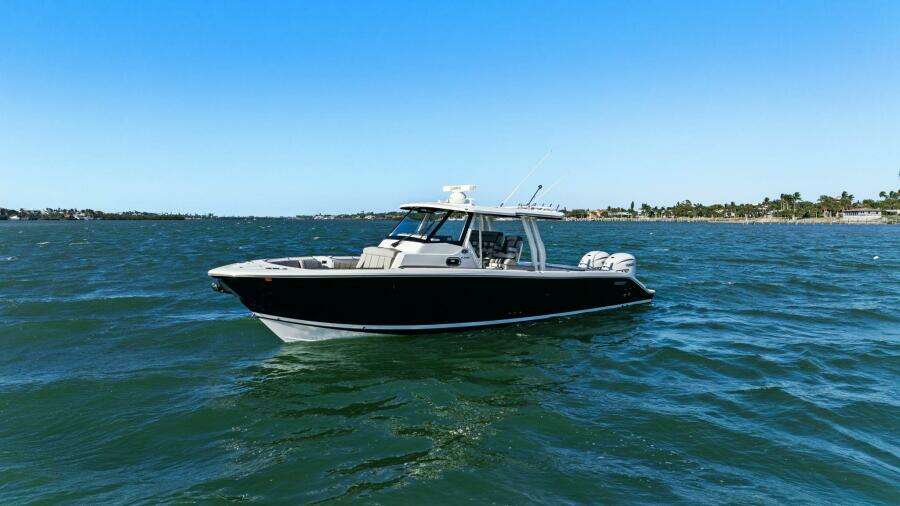 2024 Pursuit S 358 Sport - Profile 