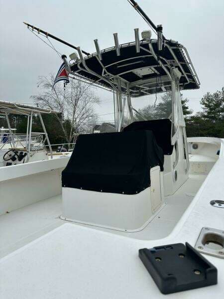 2004 Ocean Master 31 Center Console