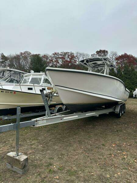 2004 Ocean Master 31 Center Console