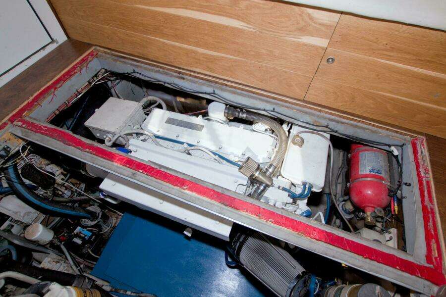 1998 Luhrs 36 Convertible