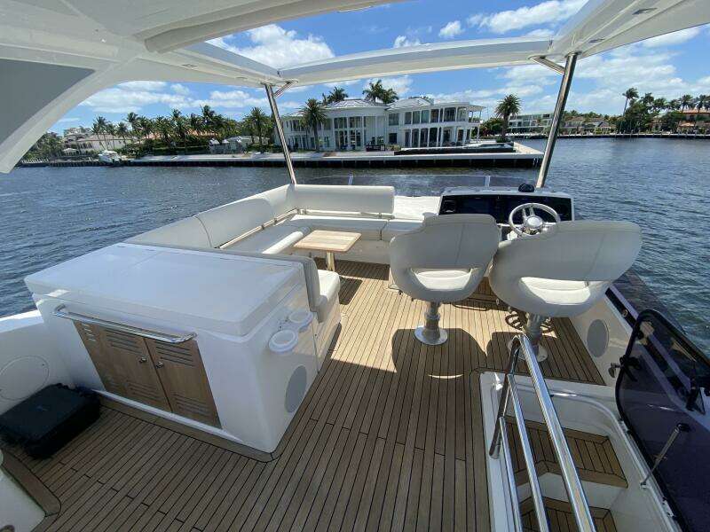 2017 Sunseeker 52 Manhattan