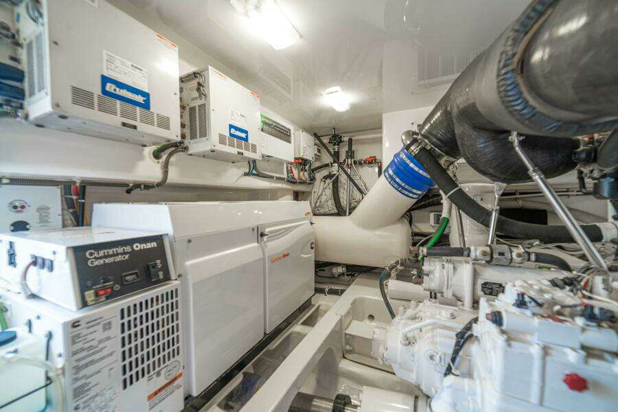 2016 Viking 66 Convertible