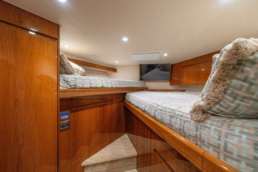 2016 Viking 66 Convertible