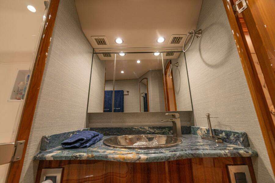 2016 Viking 66 Convertible Watts Up