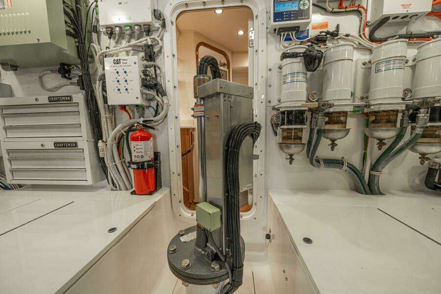 2016 Viking 66 Convertible