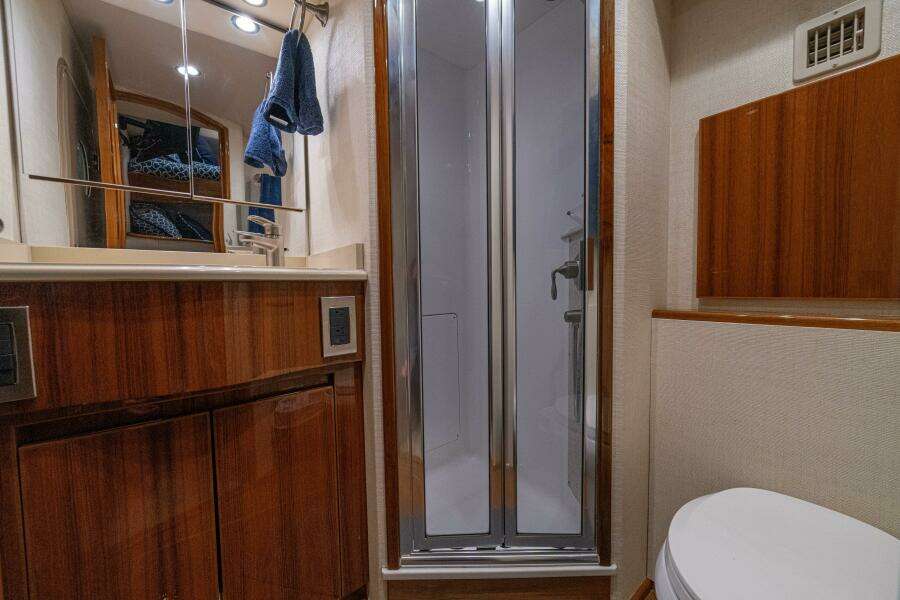 2016 Viking 66 Convertible