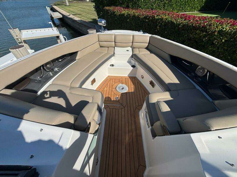 2016 Sea Ray 350 SLX