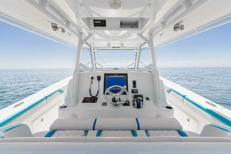 2017 42 Yellowfin Offshore Fins Up Helm (2)