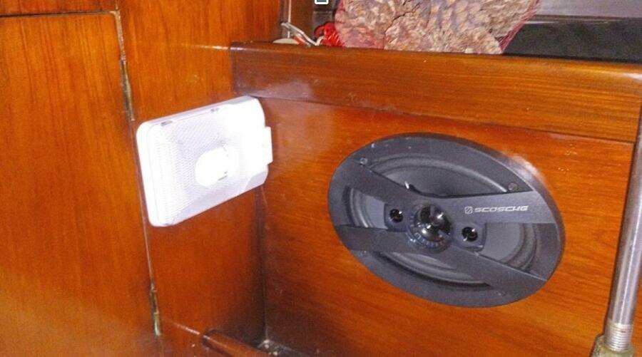 1984 Beneteau First 38.5