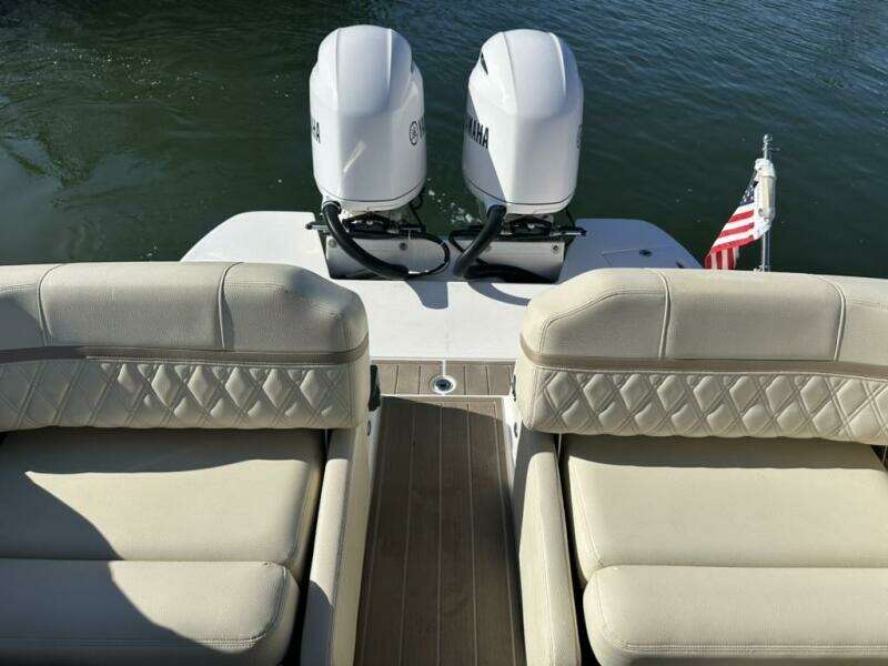 2019 Regal 29OBX