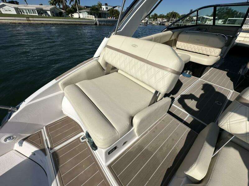 2019 Regal 29OBX