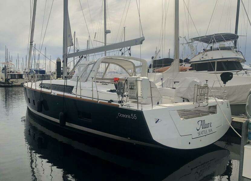 2014 Beneteau Oceanis 55