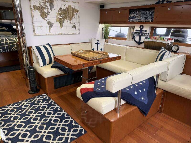 2014 Beneteau Oceanis 55