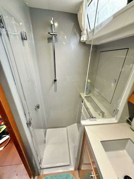 2014 Beneteau Oceanis 55