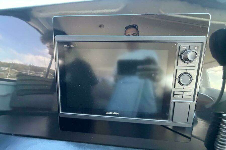 1999 Viking 58 Convertible