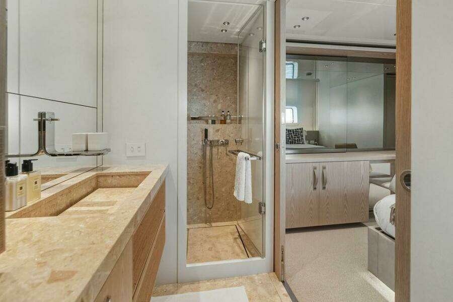 2023 Sanlorenzo SD118