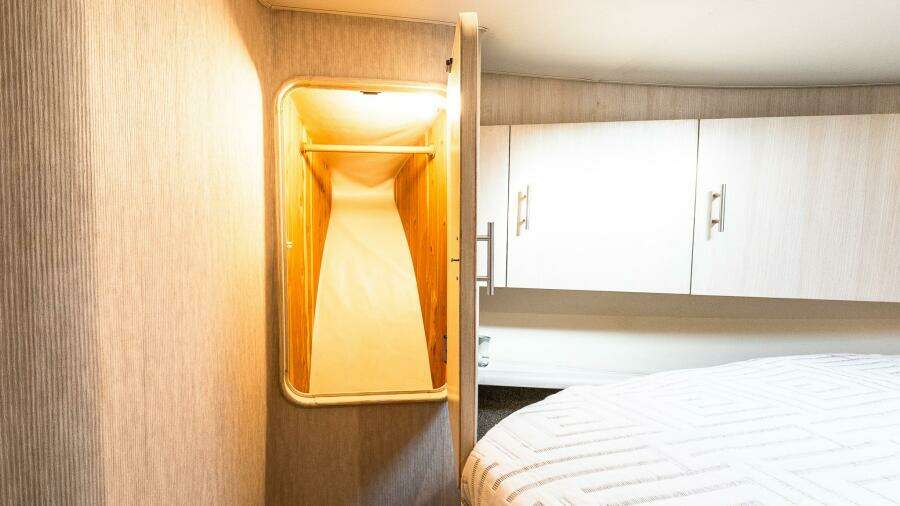 1998 Ocean Yachts 48 Super Sport