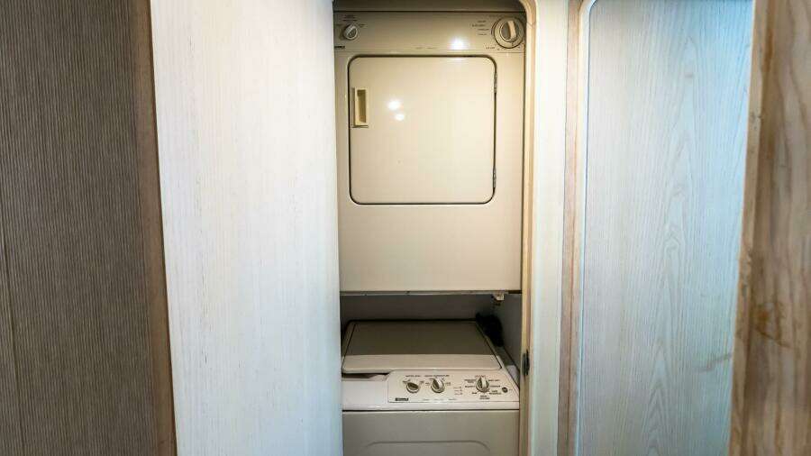 1998 Ocean Yachts 48 Super Sport