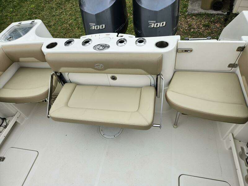 2017 Sailfish 290 CC