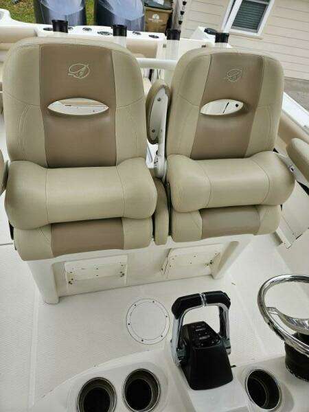 2017 Sailfish 290 CC