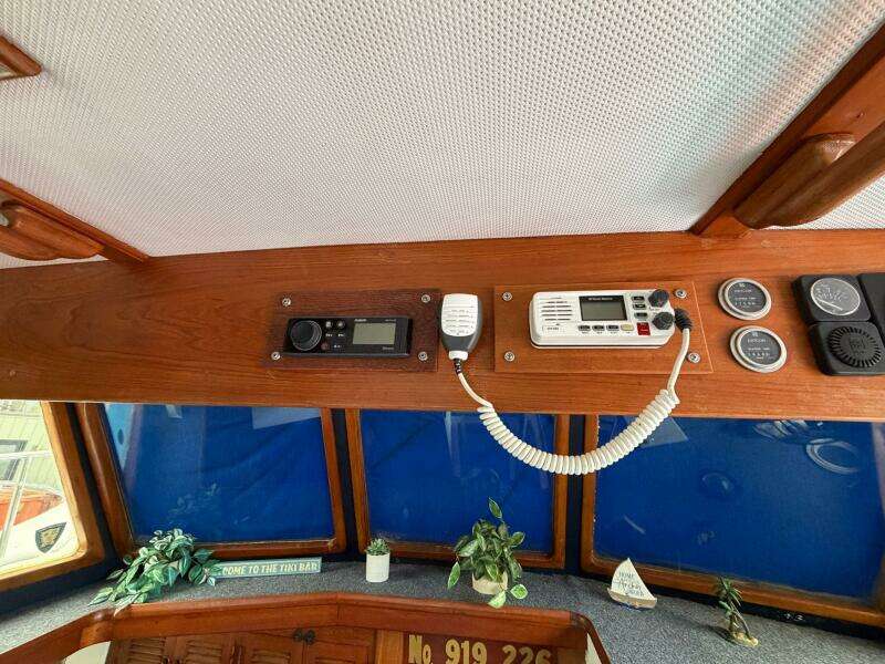 1984 Golden Star Trawler