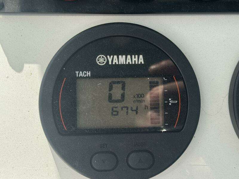 2021 Sea Hunt Ultra 219