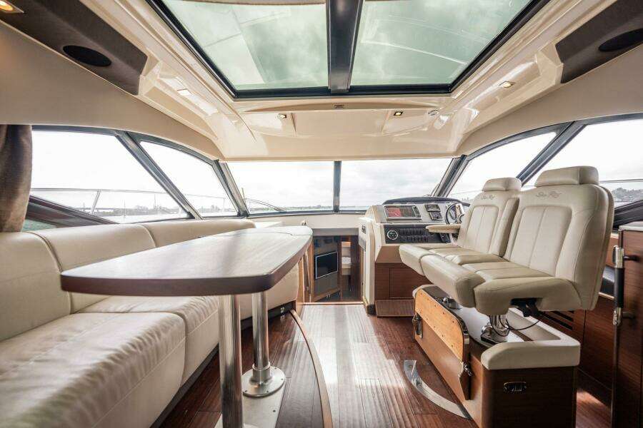 2015 Sea Ray 510 Sundancer