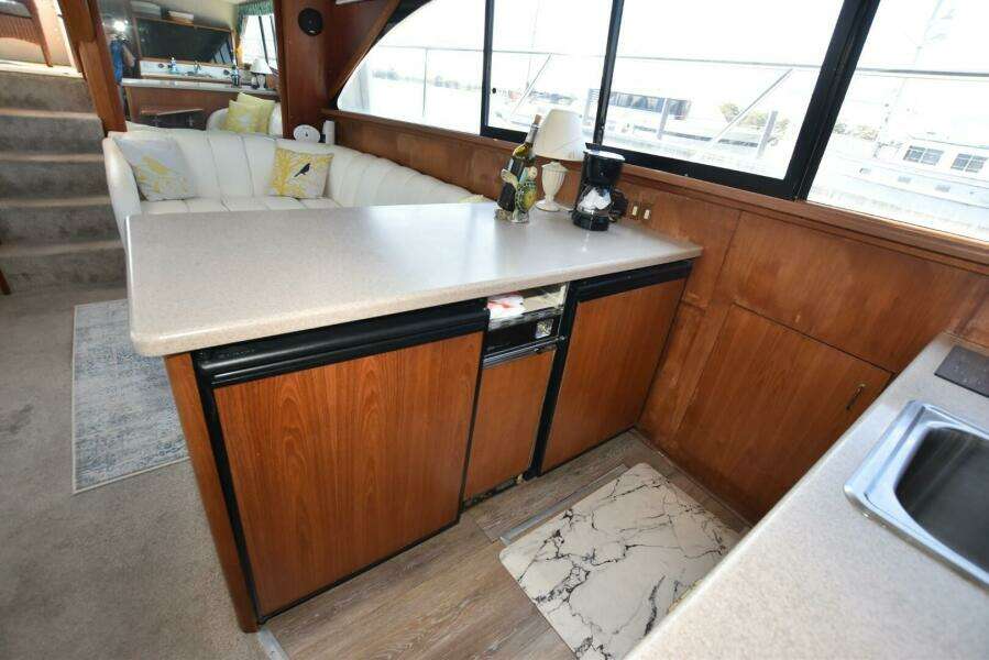 1993 Ocean Yachts 44 Motoryacht