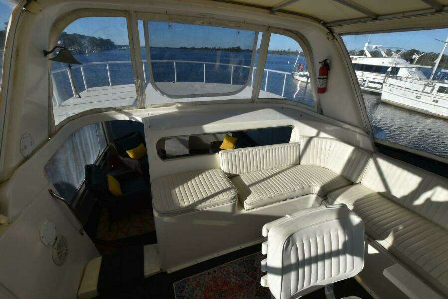 1993 Ocean Yachts 44 Motoryacht