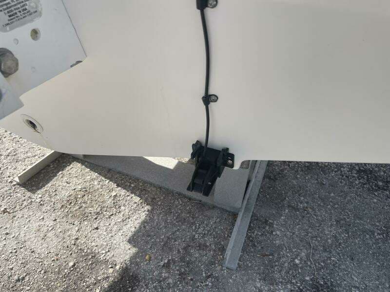 2015 Boston Whaler 230 Vantage