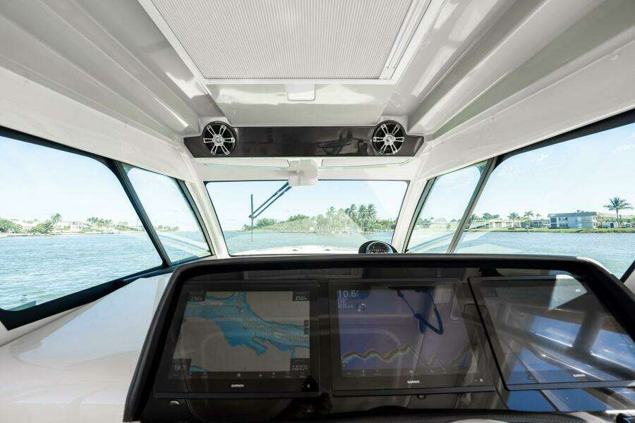 2021 Grady-White Canyon 456