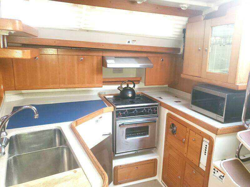 2007 Catalina 400 MK II