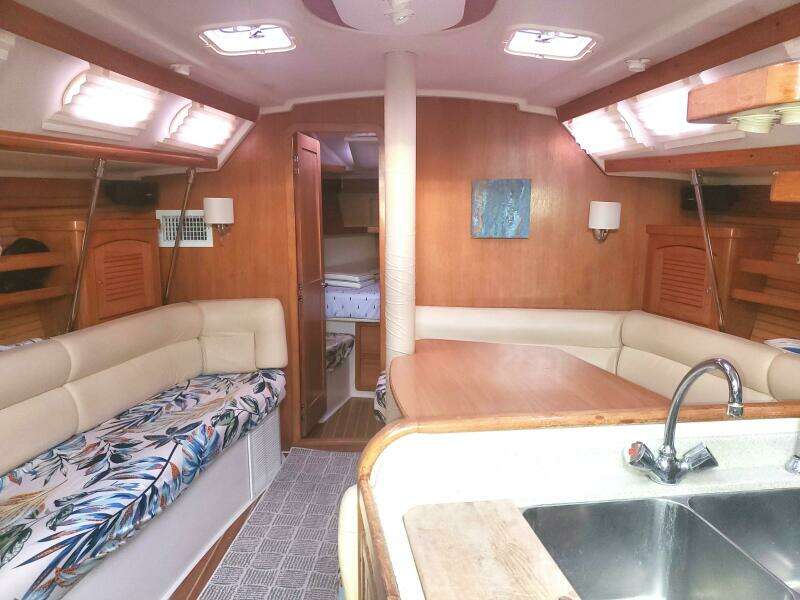 2007 Catalina 400 MK II