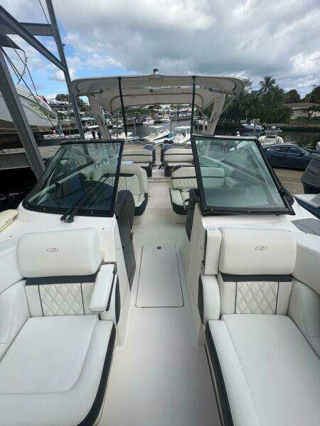 2022 Regal 29 OBX