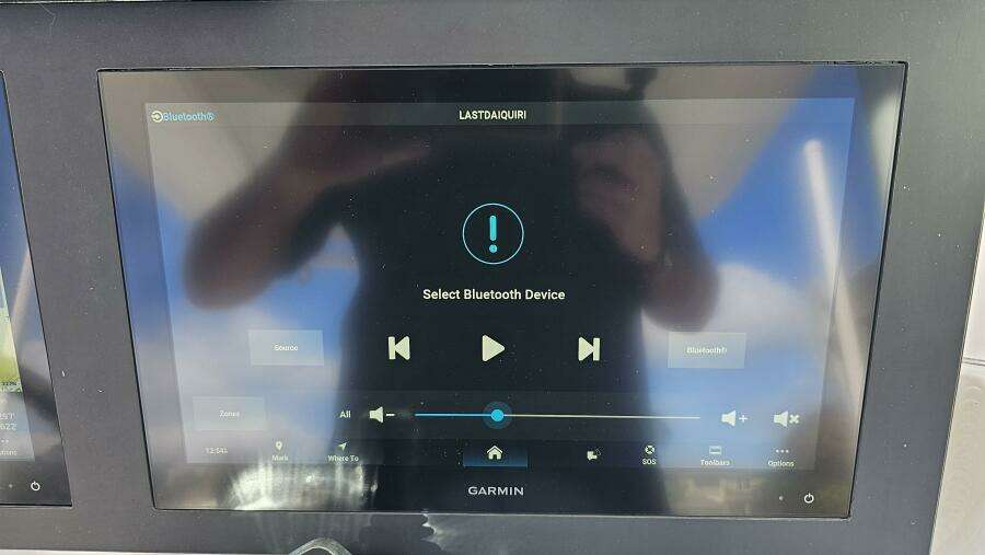 2021 Everglades 273CC