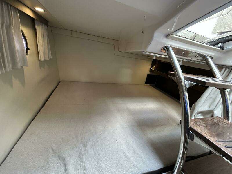 2017 Regal 28 Express