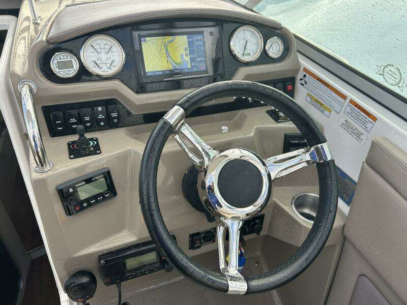 2017 Regal 28 Express