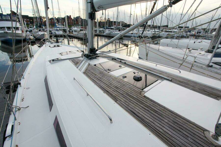 2012 Hanse 445