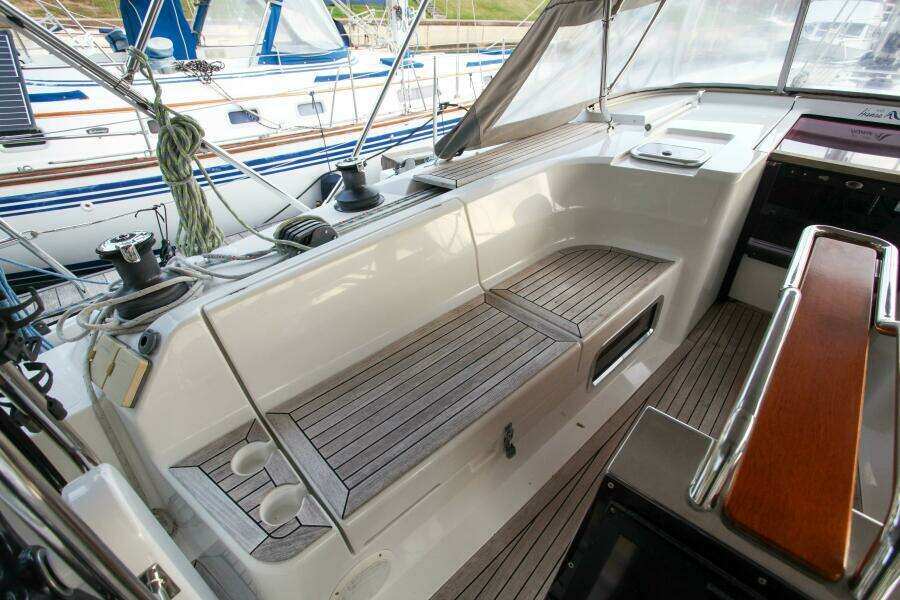 2012 Hanse 445