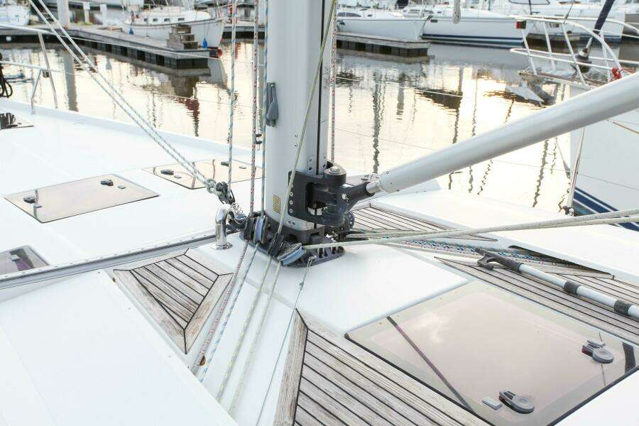 2012 Hanse 445
