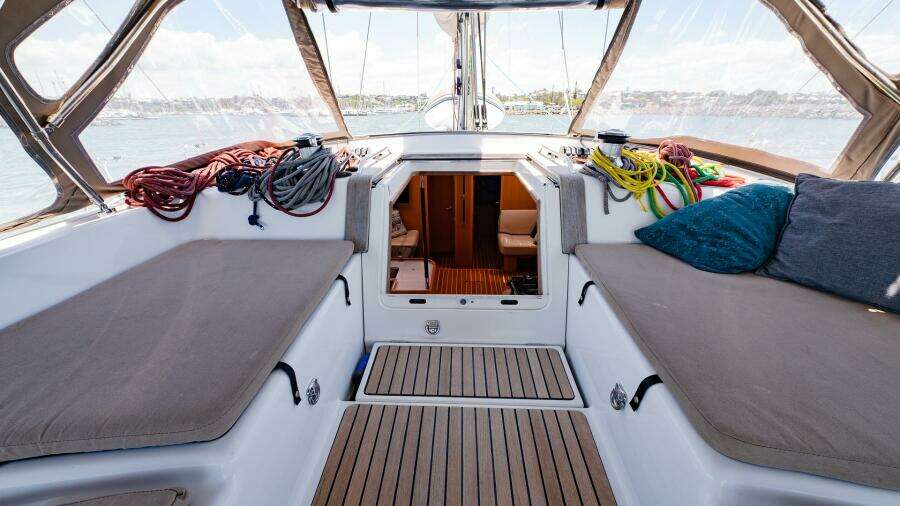 2010 Jeanneau Sun Odyssey 53