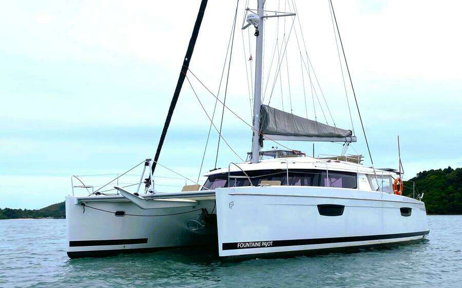 2017 Fountaine Pajot Saba 50 Maestro