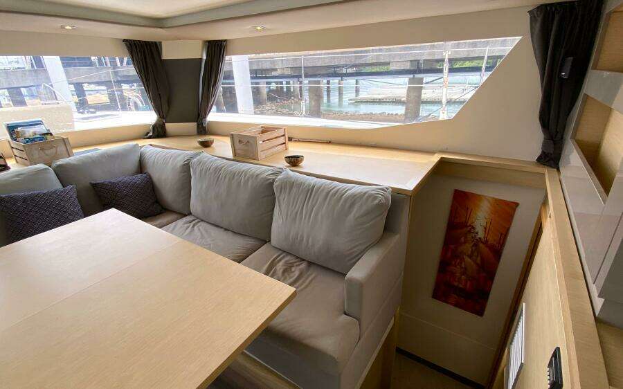 2017 Fountaine Pajot Saba 50 Maestro