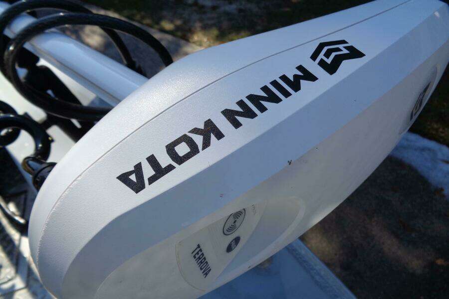 2022 Hewes 210 Sea Runner ET HT