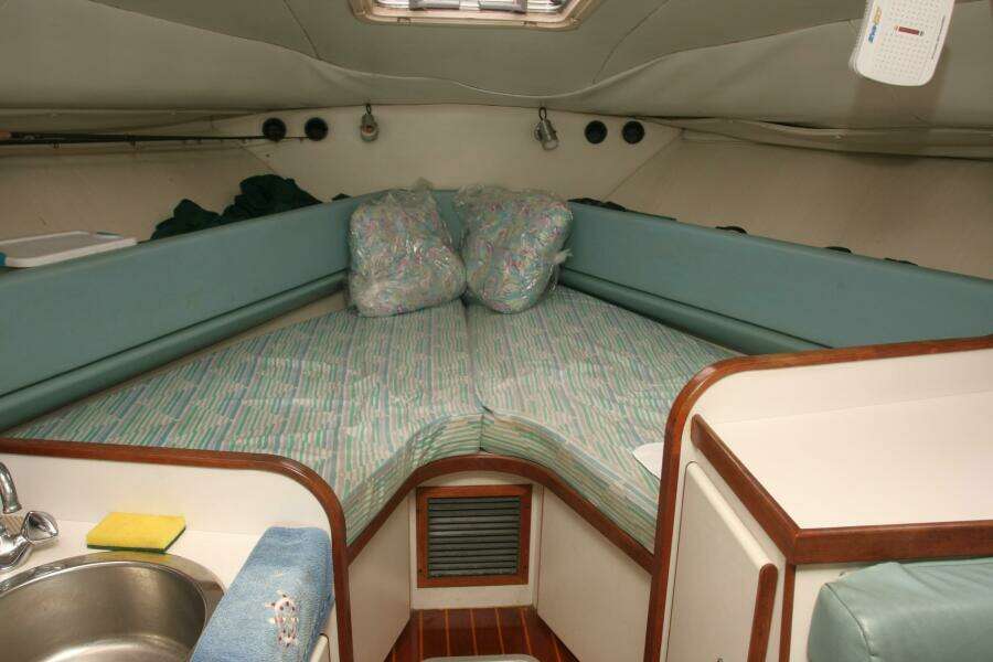 2017 Osprey Pilothouse 30 Fisherman