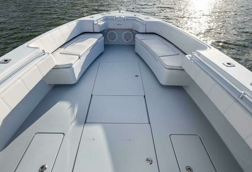 2024 Contender 44 ST