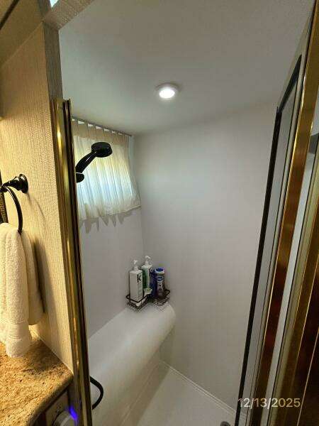 60' Jefferson master stateroom shower