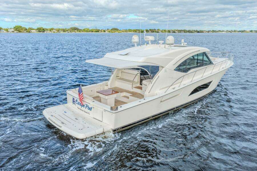 2015 Riviera 565 SUV